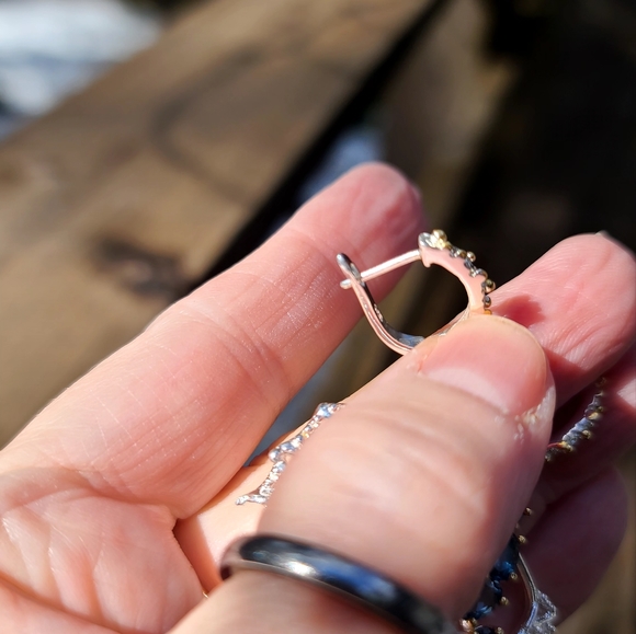Sapphire Lolite & Topaz  Spider 🕷 on web🕸 Sterling & gold dramatic earrings - Picture 9 of 9